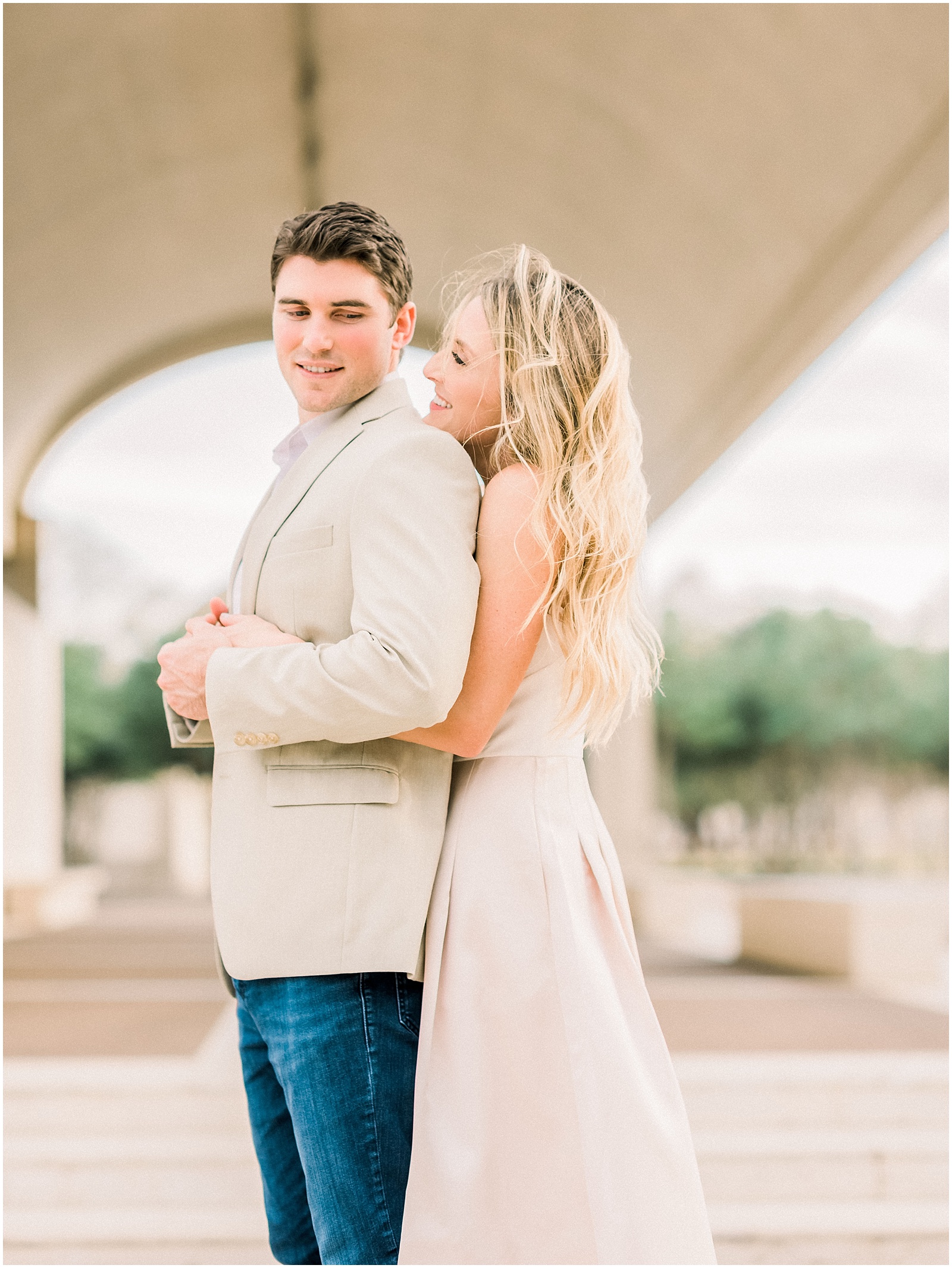 Kimball Art Museum Fort Worth Engagement Session