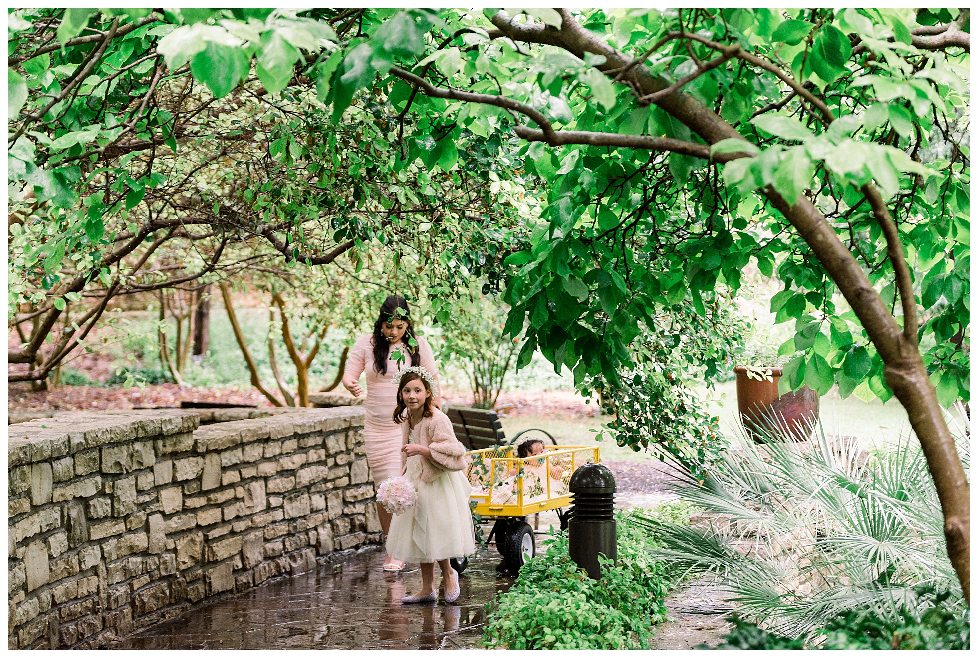 Intimate Fort Worth Botanical Gardens Wedding